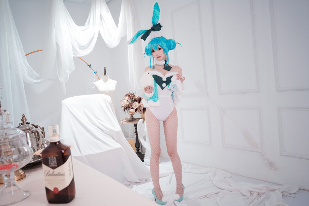 面饼仙儿-No.091-初音兔女郎-在线看 第2张 面饼仙儿-No.091-初音兔女郎-在线看 第2张