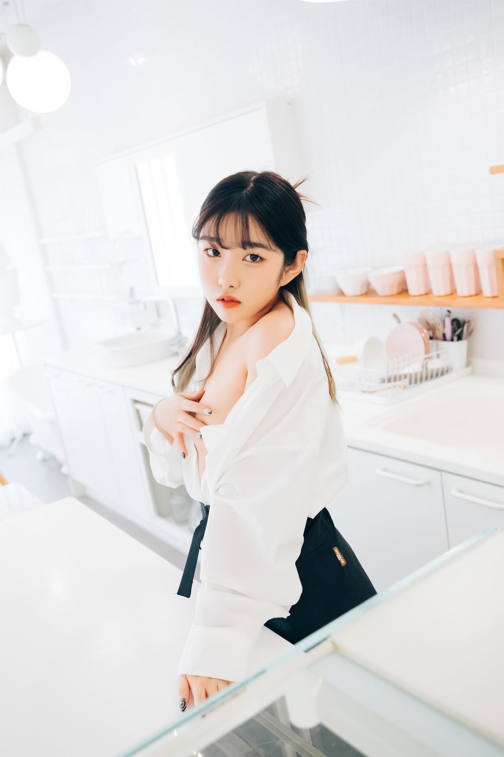 SonSon(손손)-No.026-[Loozy] Nude Apron-在线看 第2张