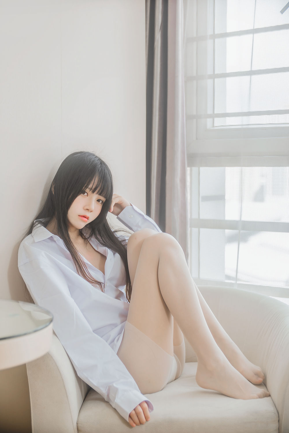 桜桃喵-No.007-白衬衫散发-在线看 第3张