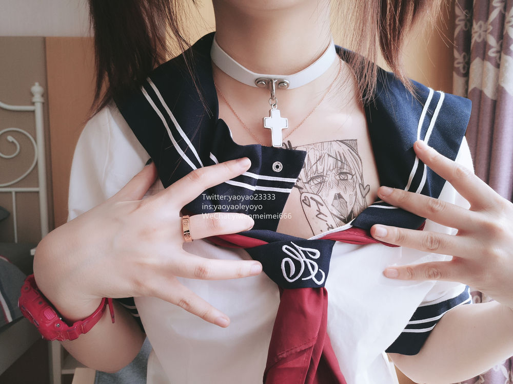 摇摇乐yoyo-水手服-在线看 第1张