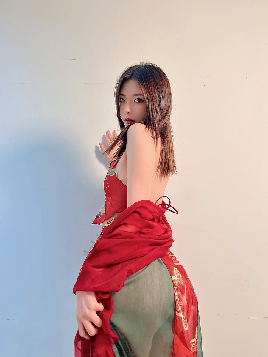 陈妮妮UNI-No.048–福兔迎春-在线看 第1张