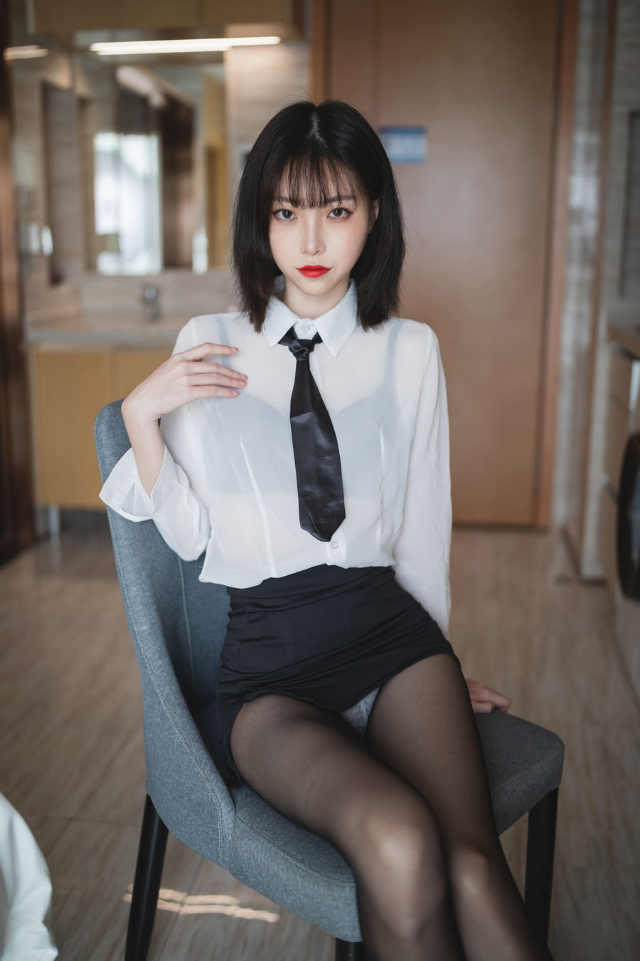 许岚LAN-No.002-ol制服-在线看 第2张