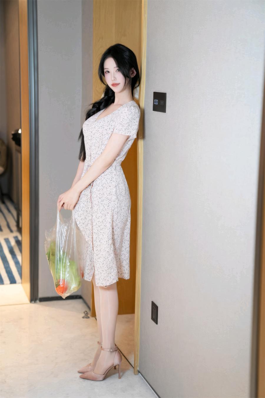 抖娘-利世-No.187 – 保姆与老头-在线看 第3张