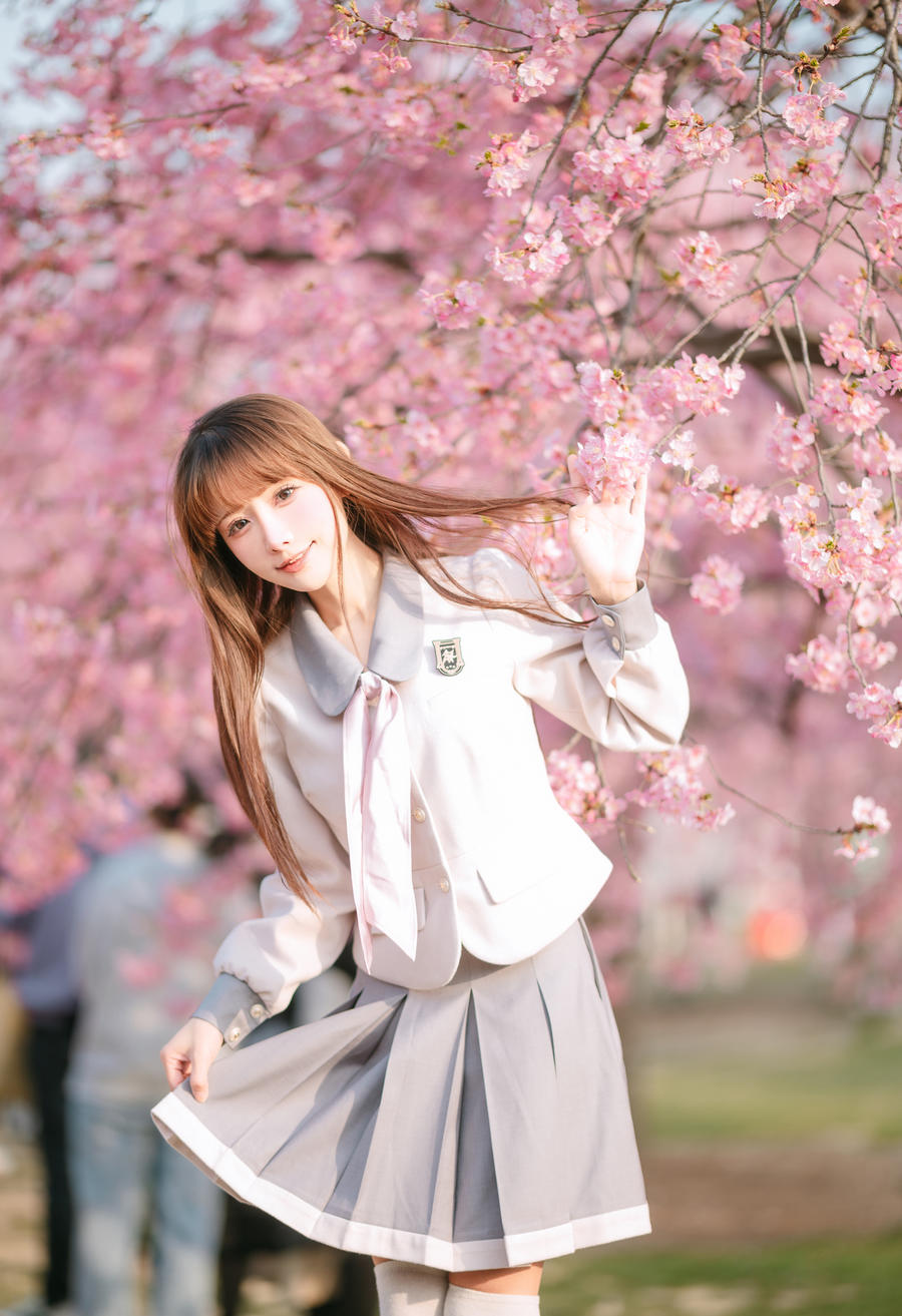 紫氯氯-No.003–樱花下的JK少女-在线看 第1张