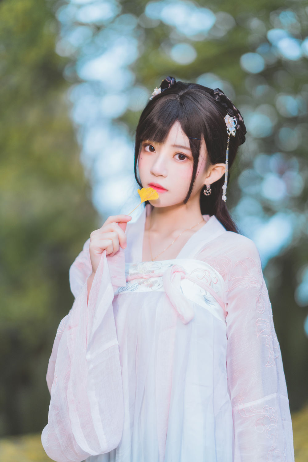 桜桃喵-汉服银杏-在线看 第2张