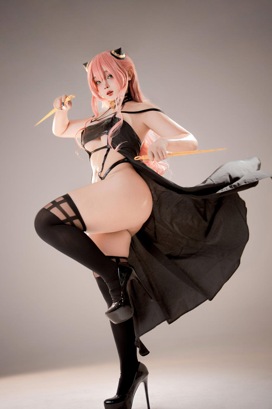 Sayo Momo-No.058 – Anya Forger アーニャ Latex Suit Assassin-在线看 第2张