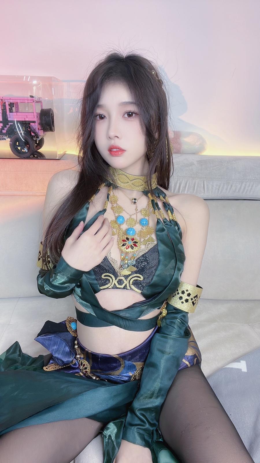 小小奶瓶儿-No.007–迦南-在线看 第3张