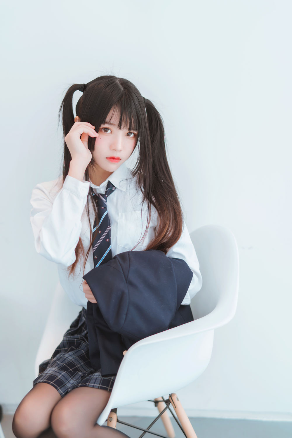 桜桃喵-No.016-冬季制服丝秀-在线看 第3张
