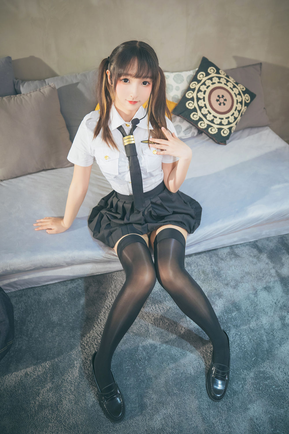 神楽坂真冬-No.073-「お帰りなさい、指揮官」-在线看 第1张