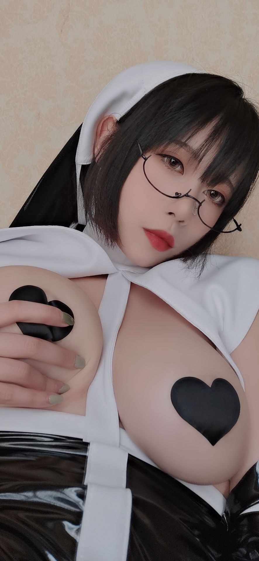 奈汐酱nice-No.006-修女-在线看 第2张