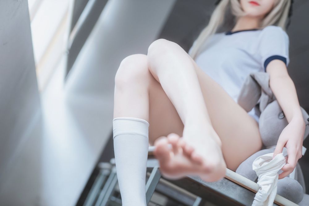 南桃Momoko-No.010-春日野穹体操服-在线看 第3张