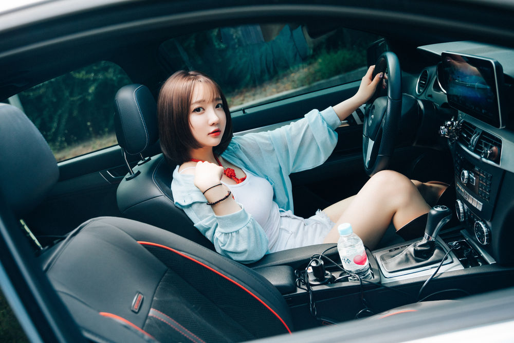 孫樂樂Jang Ye Eun(손예은)-No.059-[LOOZY] SM CarXXX-在线看 第1张
