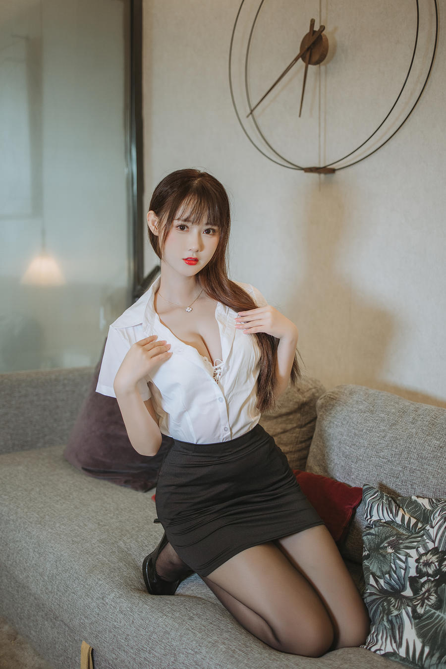 羽生三未-No.015 – 黑丝包臀OL-在线看 第3张