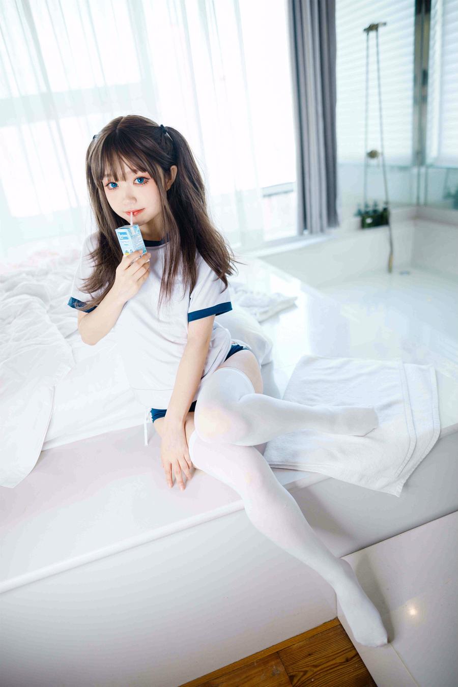 神沢永莉-No.014–半双马尾体操服大腿袜-在线看 第2张
