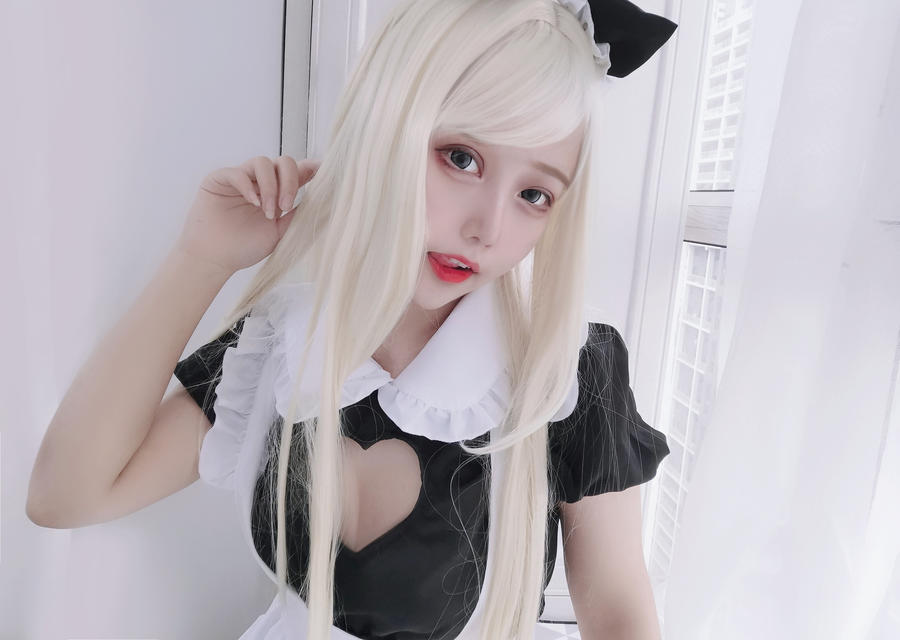 eloise软软-No.008 – 女仆长裙-在线看 第2张