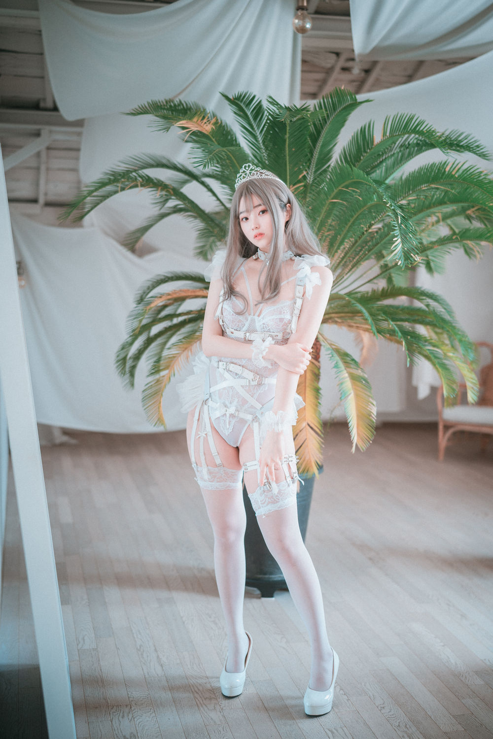Bambi(밤비)-No.014-Reine de Blanc (A-side)-在线看 第3张