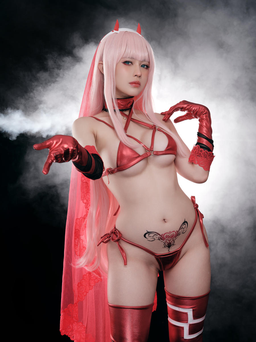 PingPing-No.027-Zero Two-在线看 第1张