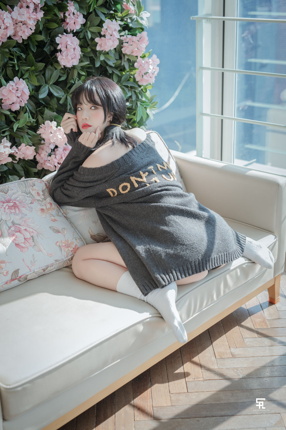 Yuna(윤아)-No.008-[SAINT Photolife] BLOOM Vol.01-在线看 第2张