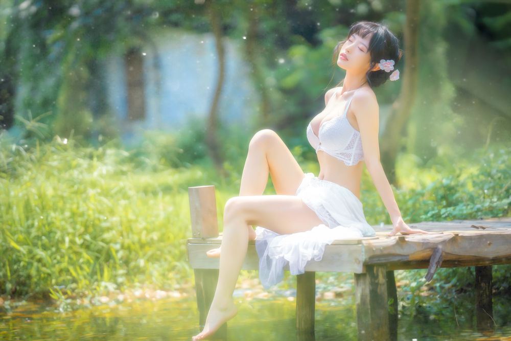 清水由乃-No.027-蕾丝花园-在线看 第1张