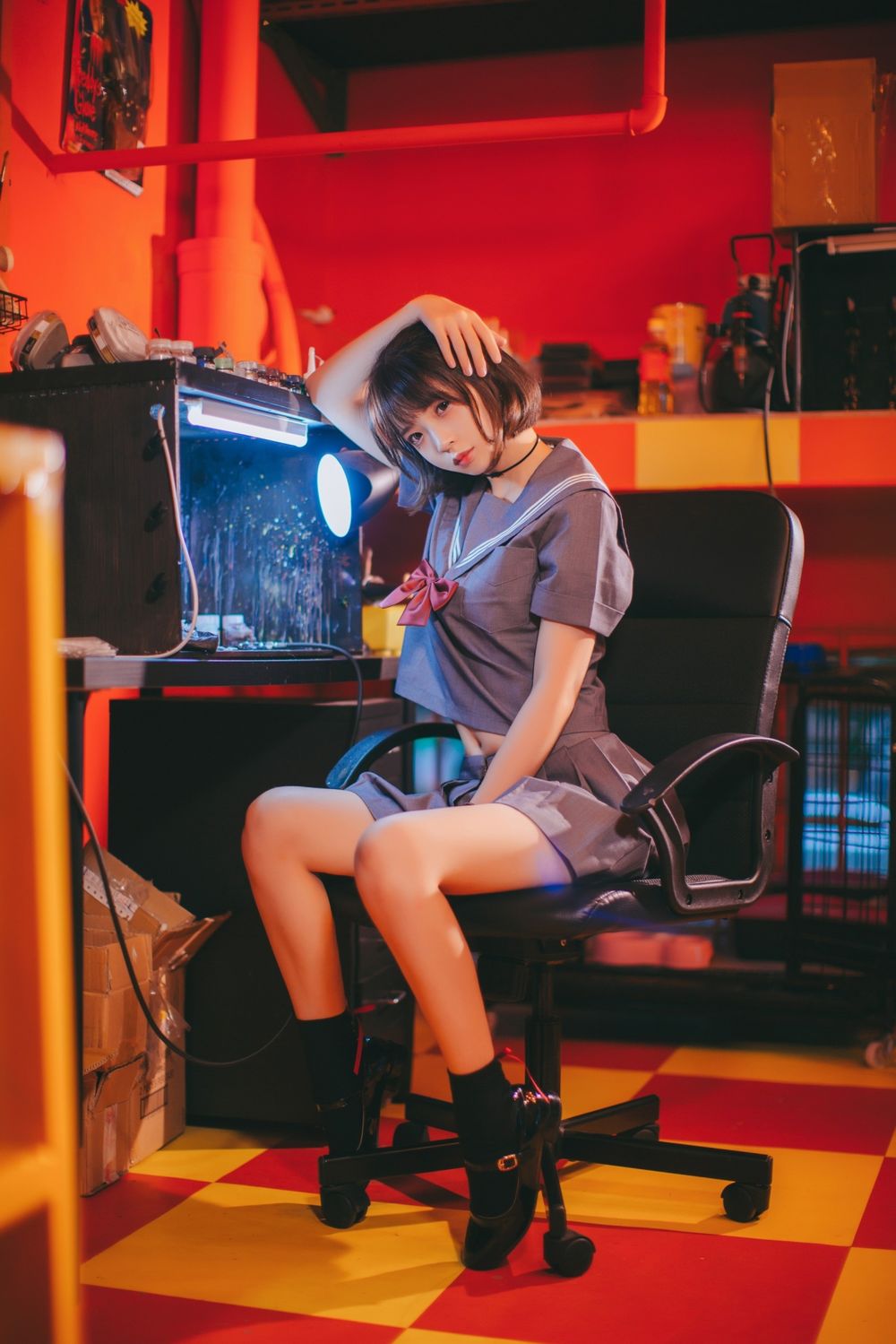 疯猫ss-No.004-被囚禁的少女-在线看 第1张