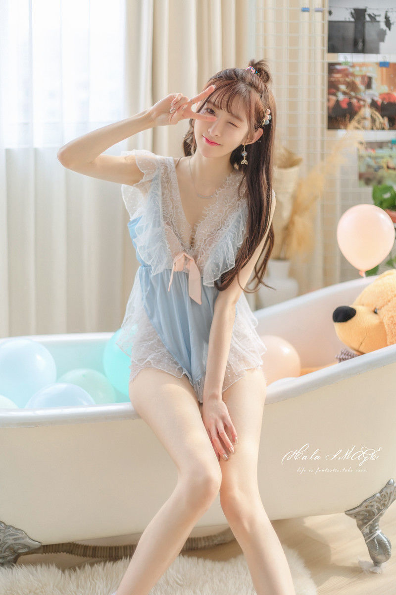 王羽杉Barbieshy-No.011-蕾丝连体比基尼-在线看 第2张