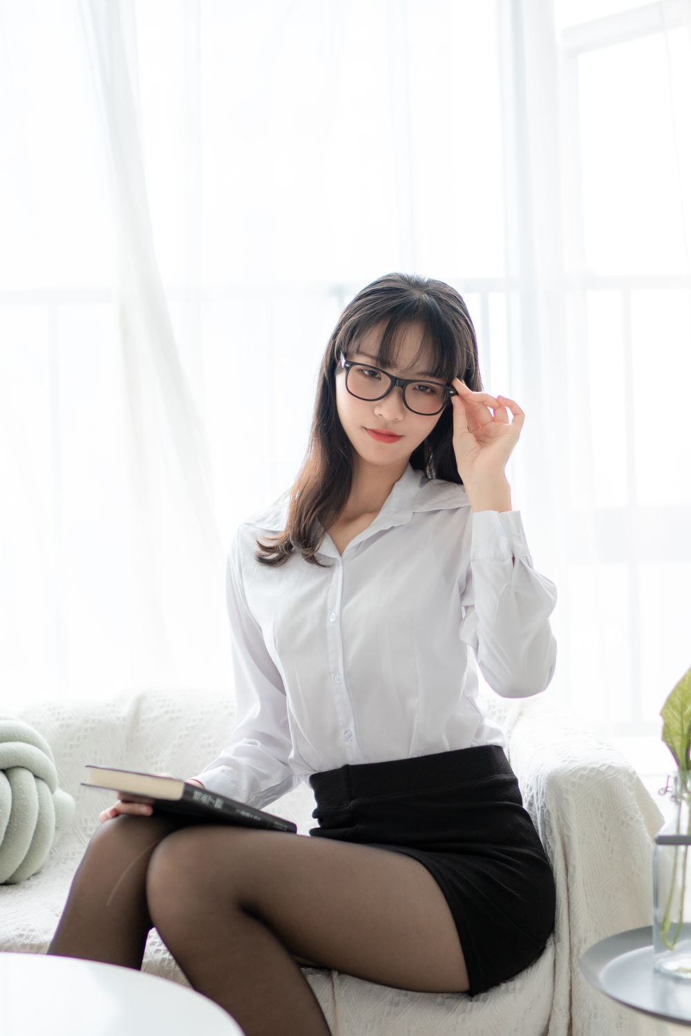 西瓜(西呱呀呀呀)-No.025-黑丝百合-在线看 第2张