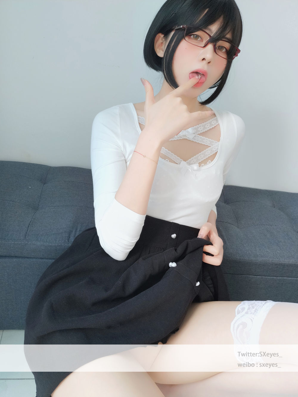 眼酱大魔王w-No.046-白蕾丝姐姐-在线看 第3张