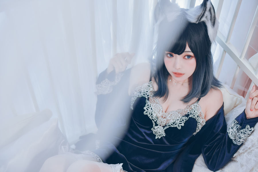 ElyEE子-02.Blue-在线看 第1张