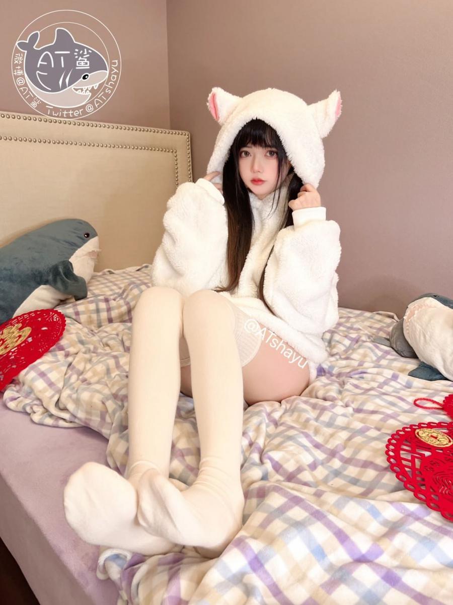 AT鲨-No.042 – 新年内衣-在线看 第1张