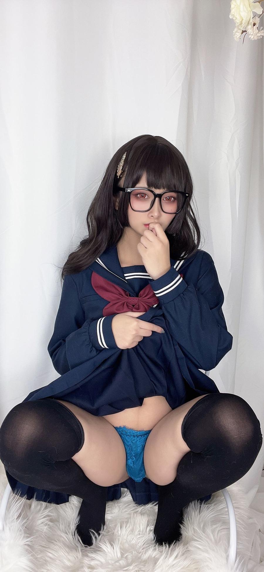 洛璃LoLiSAMA-No.021-第一次的约会-在线看 第3张