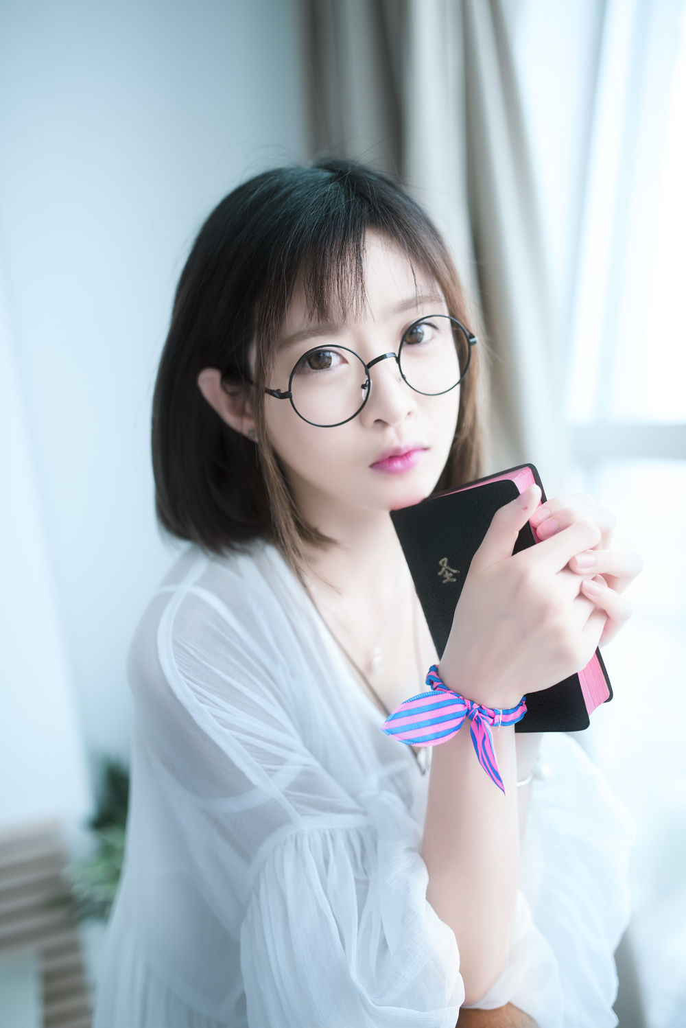 王羽杉Barbieshy-No.006-白裙-在线看 第2张