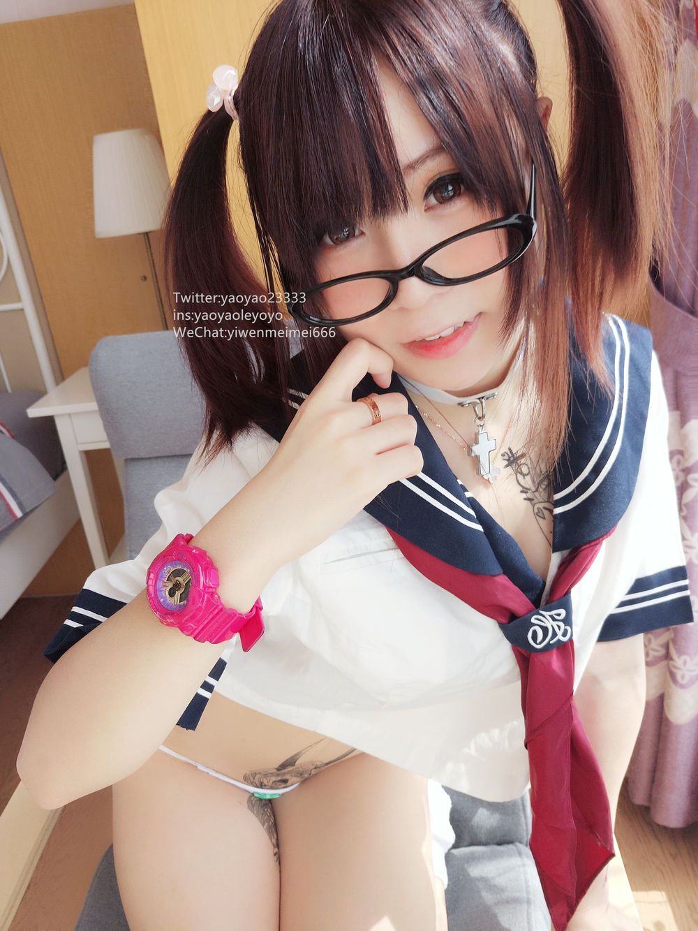 摇摇乐yoyo-水手服-在线看 第2张