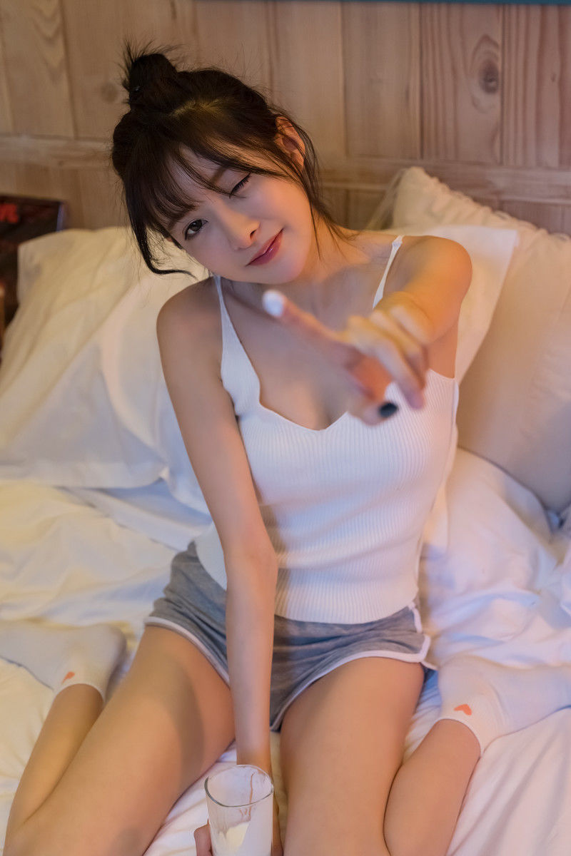 王羽杉Barbieshy-No.008-吊带背心-在线看 第3张