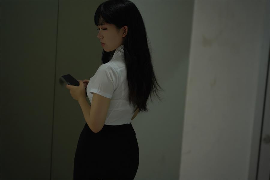 虎森森-No.022–下班后的OL-在线看 第3张