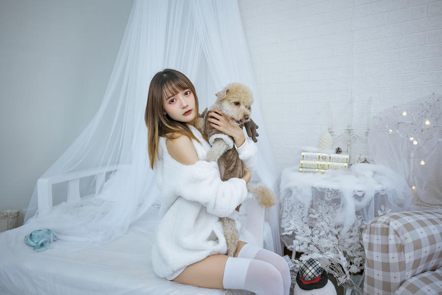 兔子Zzz不吃胡萝卜-No.113–温馨少女与宠物们-在线看 第1张