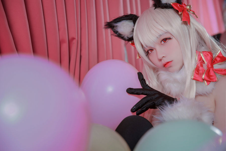 G44不会受伤-No.051-魔法少女伊莉雅 危险野兽-在线看 第1张