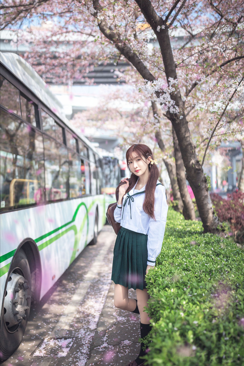 王羽杉Barbieshy-No.005-JK樱花-在线看 第1张