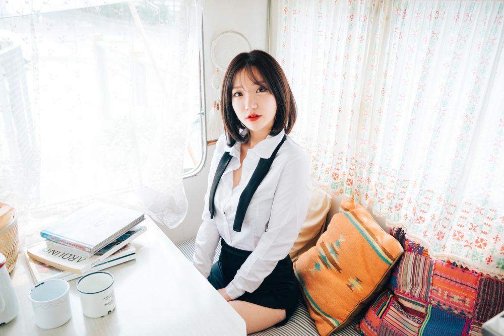 孫樂樂Jang Ye Eun(손예은)-No.031-[Loozy] Officegirl’s Vacation Vol.2-在线看 第2张
