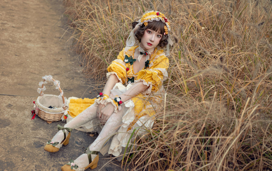 阿包也是兔娘-No.018-lolita黄裙-在线看 第1张