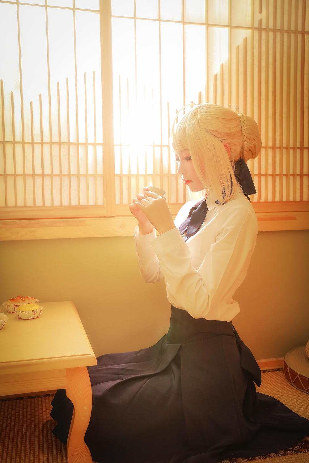 这个泡泡就是逊啦-No.002-saber常服-在线看 第3张