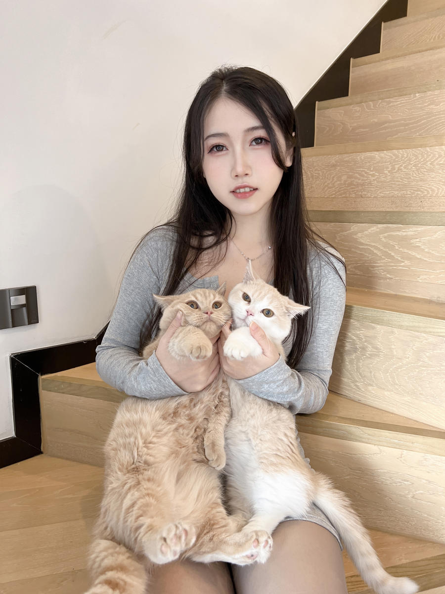 不呆猫-No.035–居家猫猫女友-在线看 第2张