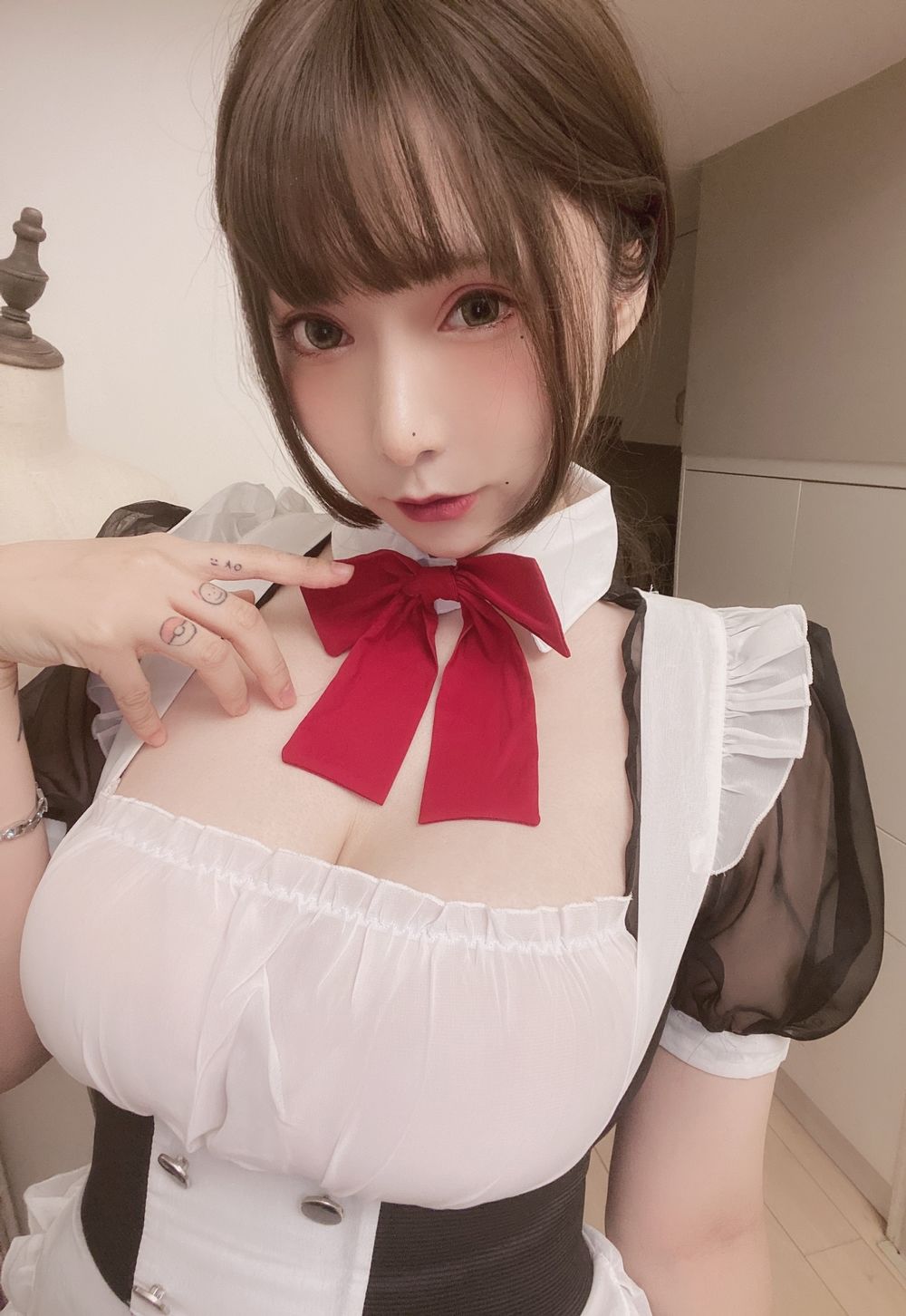 是三不是世w-No.004-透明女仆桃-在线看 第1张