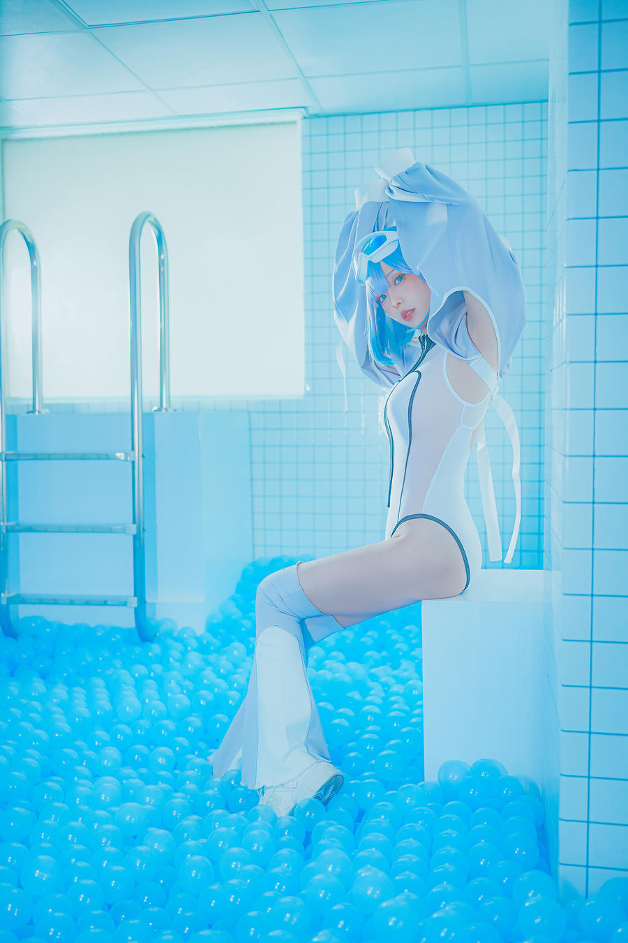 ElyEE子-No.111 – Clear Blue Drift-在线看 第1张