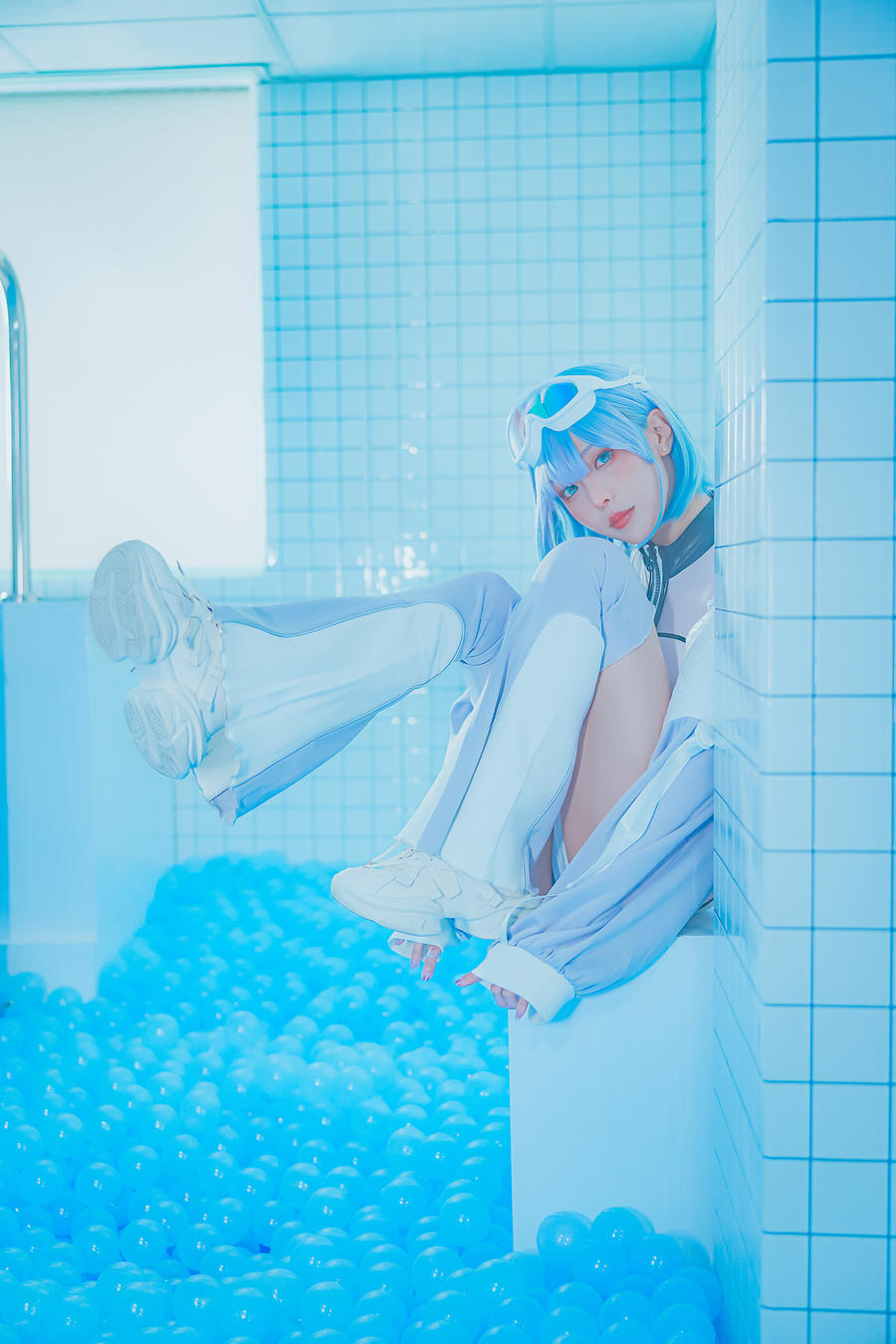 ElyEE子-No.111 – Clear Blue Drift-在线看 第2张